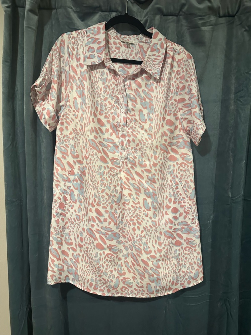 JODIFL Pink and Light Blue Animal Print Short Sleeve Button-Front Tunic